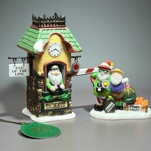 Department 56 - “End of the Line” Heritage Village Collection - set of 2 w/box